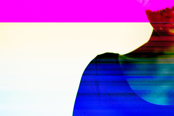 Glitch.AKOT.1Z4B0767.0691