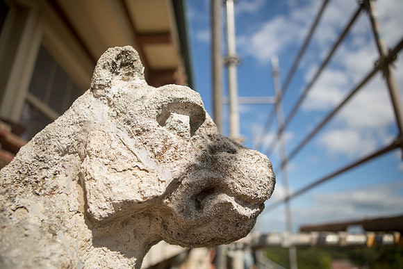 CAMPUS BEAUTY, Landmarks, Ornaments, Statues